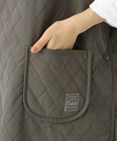 212 KITCHEN STORE / トゥーワントゥーキッチン ストア インテリア・生活雑貨・ホビー・ステーショナリー | カリダ 裏ボアVネックエプロン CH | 詳細6