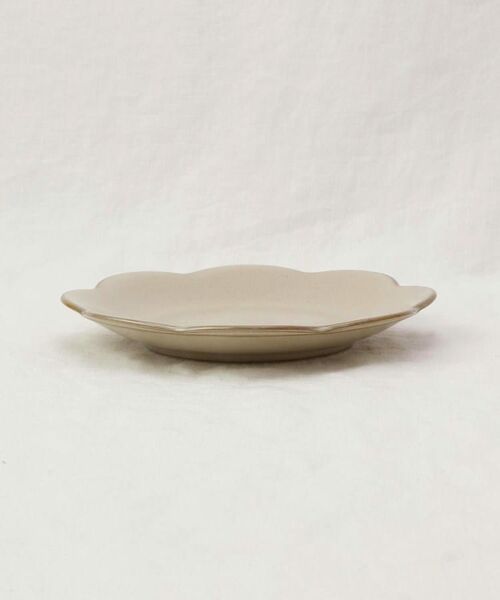 212 KITCHEN STORE / トゥーワントゥーキッチン ストア 食器 | 和花 中皿 生成 | 詳細2