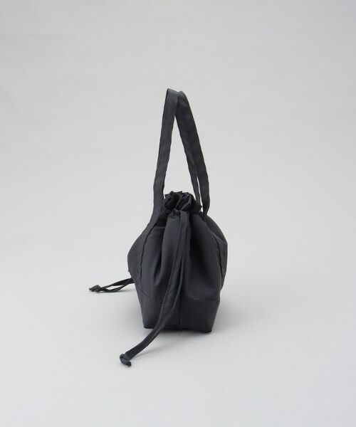 212 KITCHEN STORE / トゥーワントゥーキッチン ストア インテリア・生活雑貨・ホビー・ステーショナリー | マテリアランチ 保冷巾着Ｍ チャコール | 詳細2