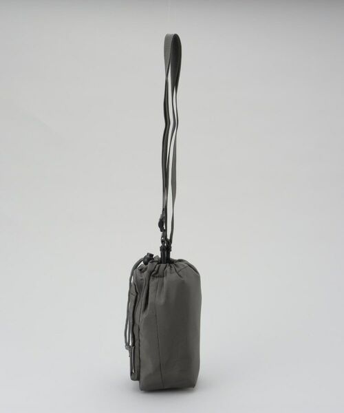 212 KITCHEN STORE / トゥーワントゥーキッチン ストア バッグ | クーラーボトルホルダーサコッシュ　チャコールブラック ＜MOTTERU モッテル＞ | 詳細2