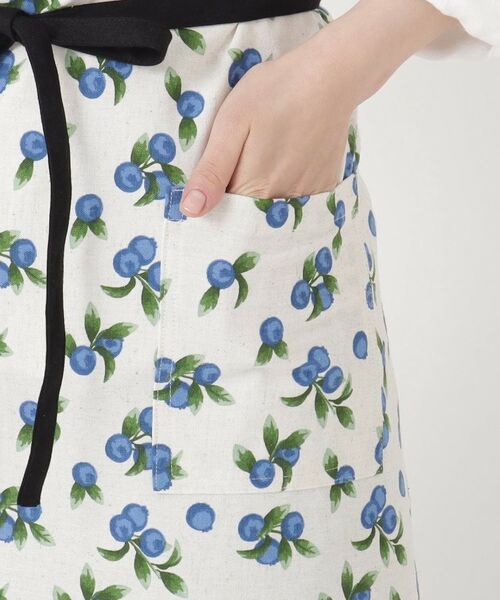 212 KITCHEN STORE / トゥーワントゥーキッチン ストア インテリア・生活雑貨・ホビー・ステーショナリー | ベリーフィールド ギャルソンエプロン NT | 詳細5