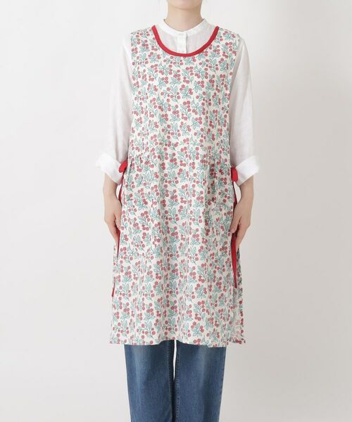 212 KITCHEN STORE / トゥーワントゥーキッチン ストア インテリア・生活雑貨・ホビー・ステーショナリー | ベリーリーフエプロン RED | 詳細1