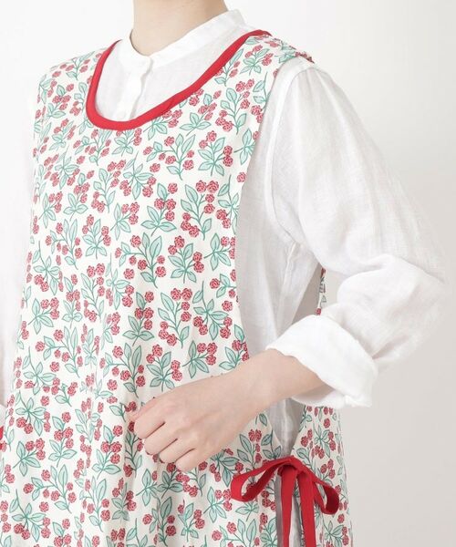 212 KITCHEN STORE / トゥーワントゥーキッチン ストア インテリア・生活雑貨・ホビー・ステーショナリー | ベリーリーフエプロン RED | 詳細5