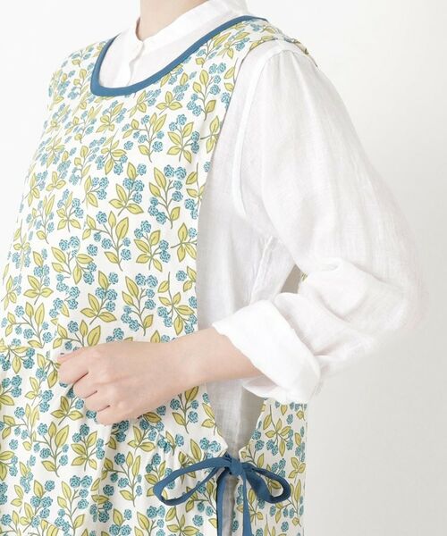 212 KITCHEN STORE / トゥーワントゥーキッチン ストア インテリア・生活雑貨・ホビー・ステーショナリー | ベリーリーフエプロン BLUE | 詳細5