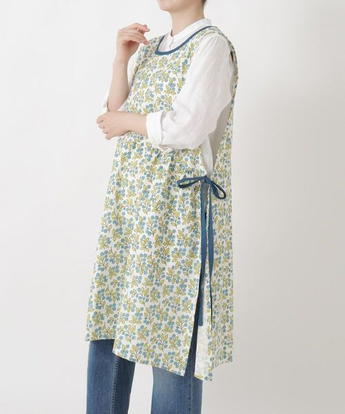 212 KITCHEN STORE / トゥーワントゥーキッチン ストア インテリア・生活雑貨・ホビー・ステーショナリー | ベリーリーフエプロン BLUE（その他）