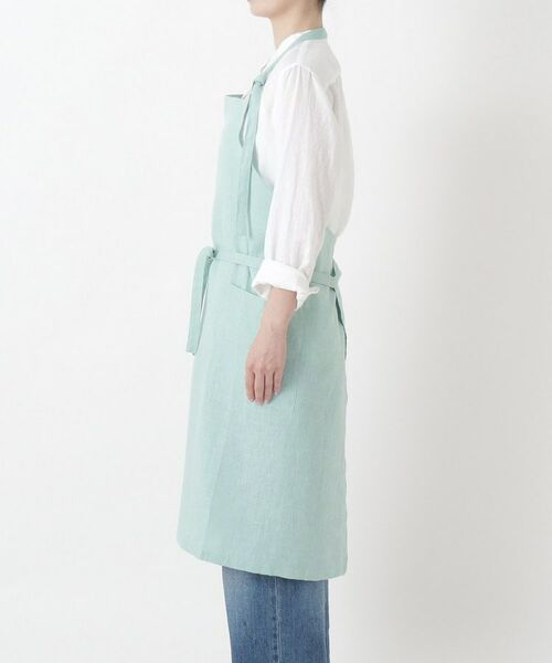 212 KITCHEN STORE / トゥーワントゥーキッチン ストア インテリア・生活雑貨・ホビー・ステーショナリー | リネンのネックエプロン フリー ミント ＜LINEN&BASIC リネンアンドベーシック＞ | 詳細2