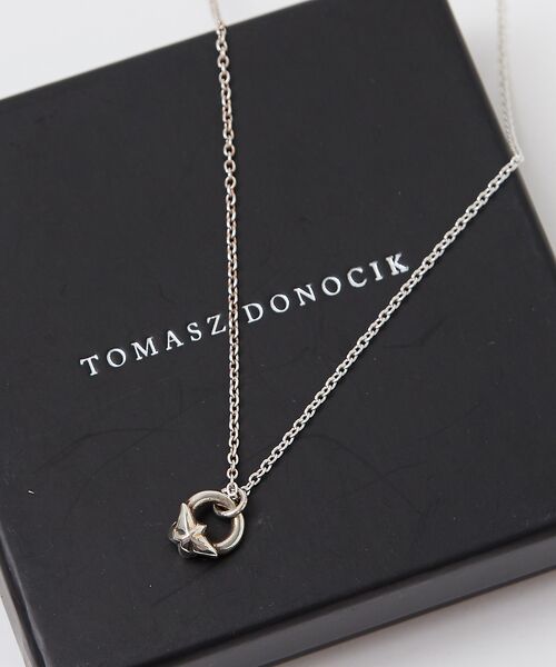 TOMASZ DONOCIK / トーマス ドノチック STAR PENDANT