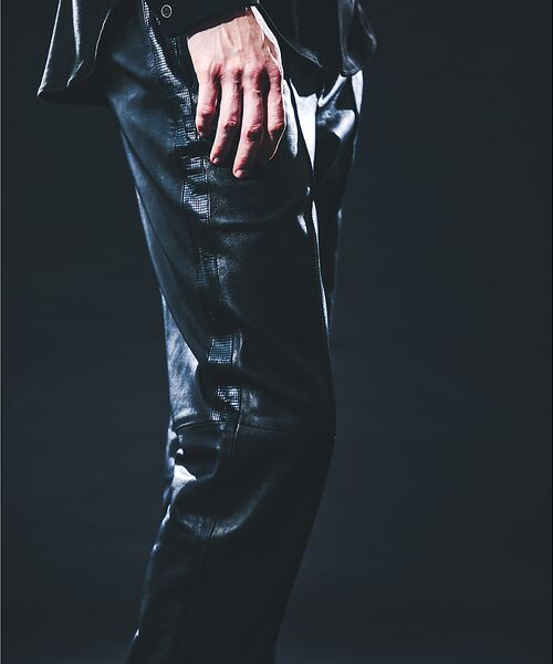 5351POUR LES HOMMES / 5351プール・オム スラックス・ドレスパンツ | 【25AW/セットアップ対応】レザー テーパード スラックスパンツ(ブラック)