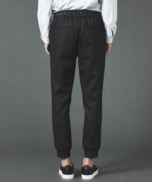 5351POUR LES HOMMES / 5351プール・オム パンツ | 【セットアップ対応】エンボス ストレッチ スウェード ジョガーパンツ【予約】 | 詳細9