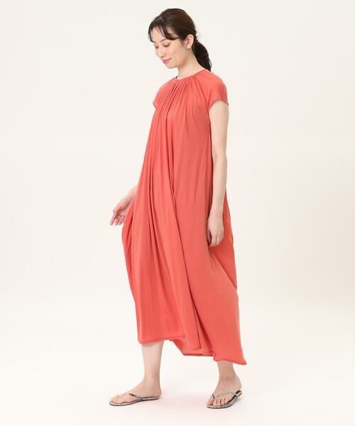 セール 大きいサイズ ギャザーマキシワンピース ロング マキシ丈ワンピース 7 Idconcept セブンアイディーコンセプト ファッション通販 タカシマヤファッションスクエア