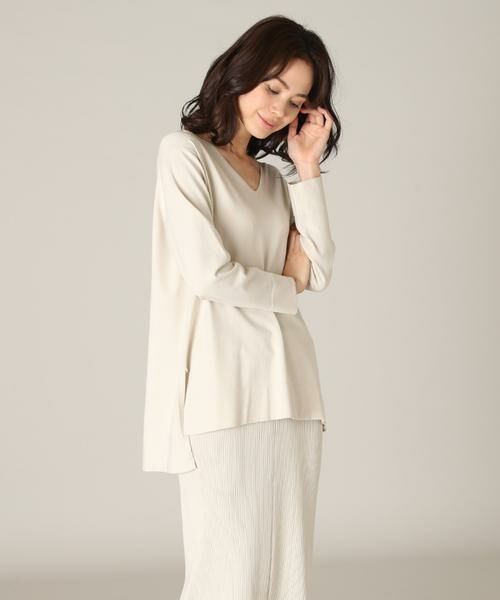 7-IDconcept / セブンアイディーコンセプト ニット・セーター | サイドスリットVネックニット（クリーム4）