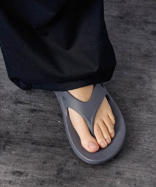 ABAHOUSE / アバハウス サンダル | 【OOFOS/ウーフォス】OORIGINAL/ウーオリジナル【予約】 | 詳細24