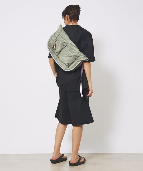 ABAHOUSE / アバハウス ショルダーバッグ | 【cheek/チーク】big messenger C24005/ビッグメッセンジ | 詳細22