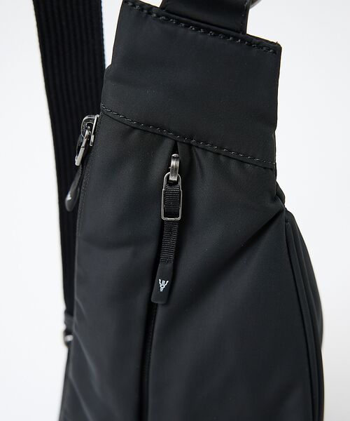 ABAHOUSE / アバハウス メッセンジャーバッグ・ウエストポーチ | 【L.E.D.BITES】アシンメトリーボディバッグ　ボンディングナイロン　B- | 詳細11