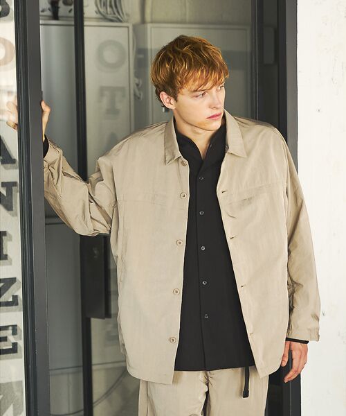 ABAHOUSE/アバハウス 【セットアップ対応】TUCK&DARTS ワッシャーナイロン シャツブルゾン / ベージュ 46 ABAHOUSE/アバハウス 【セットアップ対応】TUCK&DARTS ワッシャーナイロン シャツブルゾン / ベージュ 46