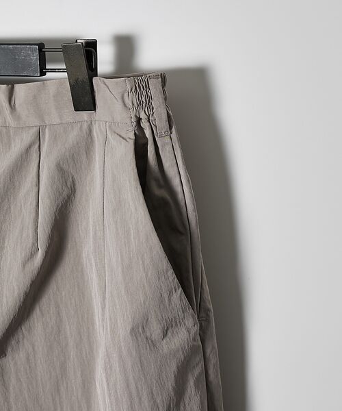 ABAHOUSE / アバハウス パンツ | 【セットアップ対応】TUCK＆DARTS ワッシャーナイロン ワイドテーパードパ | 詳細4