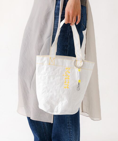 ABAHOUSE / アバハウス トートバッグ | 【THAILAND MADE／タイランド メイド】チャーム付き縦型トートバッグM | 詳細3