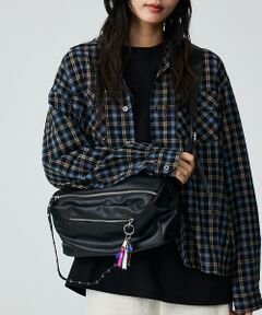 ABAHOUSE / アバハウス メッセンジャーバッグ・ウエストポーチ | 【cheek / チーク】studs body bag/ショルダーバッグ/ユニセ