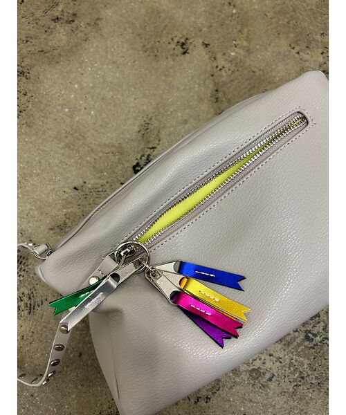 ABAHOUSE / アバハウス メッセンジャーバッグ・ウエストポーチ | 【cheek / チーク】studs body bag/ショルダーバッグ/ユニセ | 詳細1