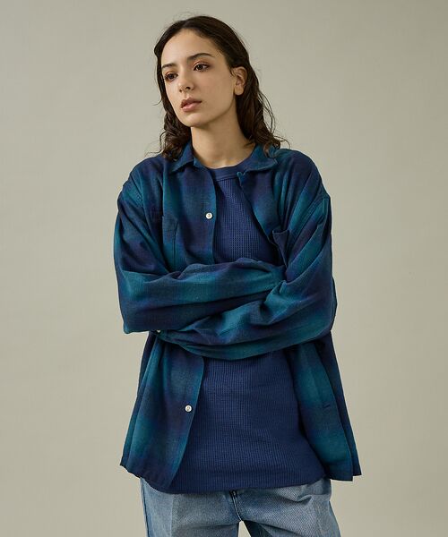 ABAHOUSE / アバハウス シャツ・ブラウス | 【TOWNCRAFT 】60‘SLOOP COLLAR NEL OMBRE SH（ブルー）