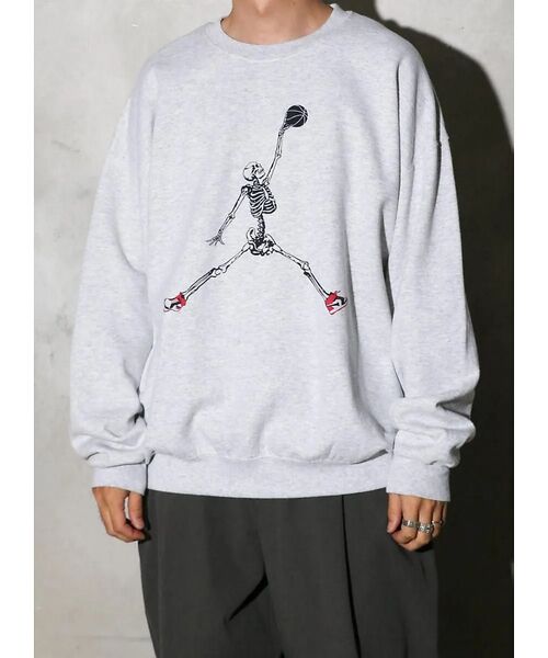 ABAHOUSE/アバハウス 【THRIFTY LOOK 】JUMP SKULL CREW SWEAT/ユーズ グレー M ABAHOUSE/アバハウス 【THRIFTY LOOK 】JUMP SKULL CREW SWEAT/ユーズ グレー M