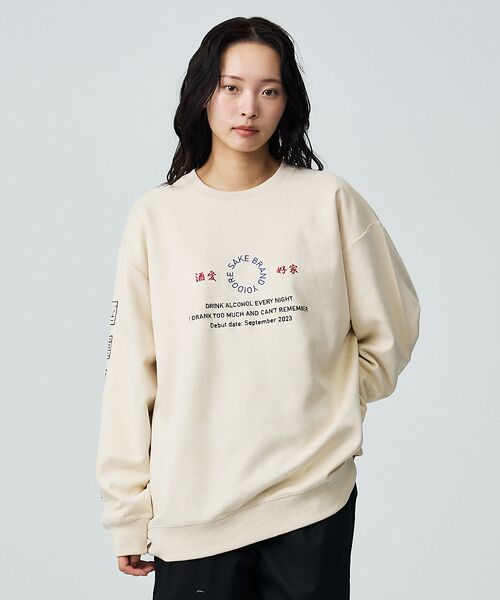 ABAHOUSE/アバハウス 【YOIDORE/ヨイドレ】酒愛好家スーベニア刺繍フェイクスウェードクルー アイボリー M