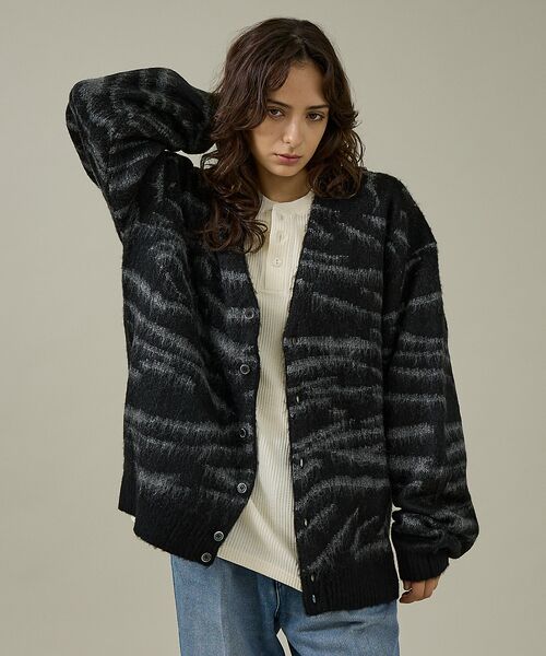 ABAHOUSE/アバハウス 【PENNEYS/ぺニーズ】TIGER PATTERN SHAGGY CARDI グレー系その他1 L ABAHOUSE/アバハウス 【PENNEYS/ぺニーズ】TIGER PATTERN SHAGGY CARDI グレー系その他1 L
