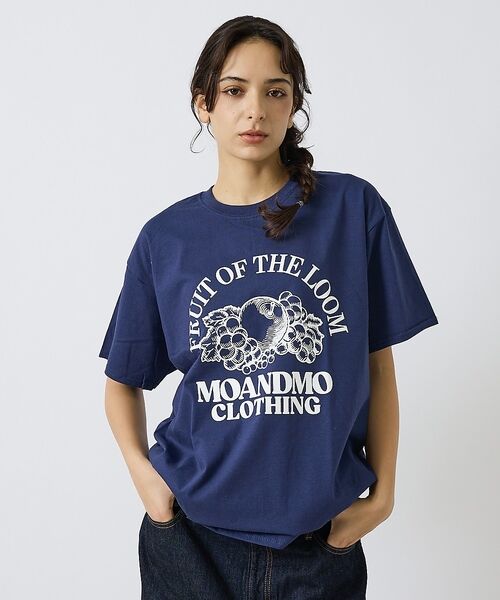ABAHOUSE / アバハウス Tシャツ | 【MOANDMO CLOHING × FRUIT OF THE LOOM】限定コ（ネイビー）