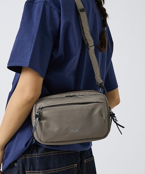 ABAHOUSE / アバハウス ショルダーバッグ | 【DsBk / ディーエスビーケー】 RECTANGLE SL SMALL ／シ（グレー）