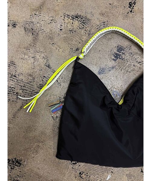 ABAHOUSE / アバハウス ショルダーバッグ | 【cheek/チーク】ネオンハンドルトライアングルショルダー/C26002/ショ | 詳細30