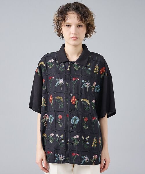 ABAHOUSE / アバハウス シャツ・ブラウス | 【Revo. / レヴォ】TH-4085 フラワーエンブロイダリー 刺繍 半袖シ | 詳細3