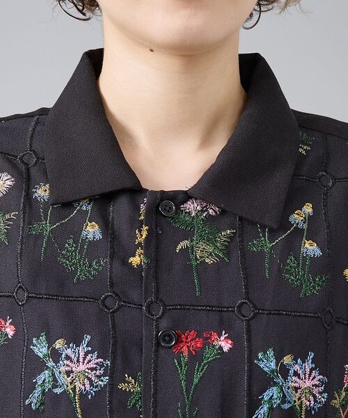 ABAHOUSE / アバハウス シャツ・ブラウス | 【Revo. / レヴォ】TH-4085 フラワーエンブロイダリー 刺繍 半袖シ | 詳細6