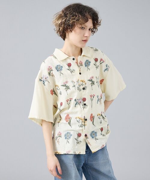 ABAHOUSE / アバハウス シャツ・ブラウス | 【Revo. / レヴォ】TH-4085 フラワーエンブロイダリー 刺繍 半袖シ | 詳細9