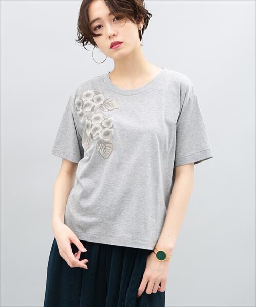 あじさいエンブロイダリーTシャツ