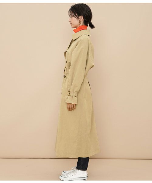 TRENCH COAT