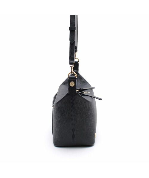 Accesoires De Mademoiselle / アクセソワ・ドゥ・マドモワゼル ショルダーバッグ | チェルボソフトショルダーM MARINE | 詳細1