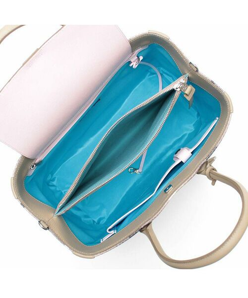 Accesoires De Mademoiselle / アクセソワ・ドゥ・マドモワゼル トートバッグ | スネーク型押し/Dカン付トート32cm　SAND/SHIRACHA | 詳細2