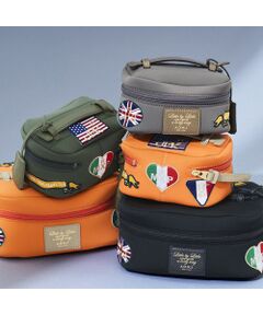 Accesoires De Mademoiselle / アクセソワ・ドゥ・マドモワゼル ハンドバッグ | マジックライト/フラッグワッペンバニティバッグS　NEGRO、A