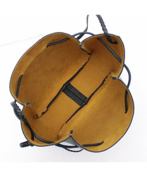 Accesoires De Mademoiselle / アクセソワ・ドゥ・マドモワゼル ショルダーバッグ | モーツァルト/巾着ショルダーS BLACK | 詳細1