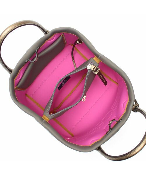 Accesoires De Mademoiselle / アクセソワ・ドゥ・マドモワゼル トートバッグ | マジックライト/コード刺しゅうキューブトート25cm　LODO.R | 詳細1