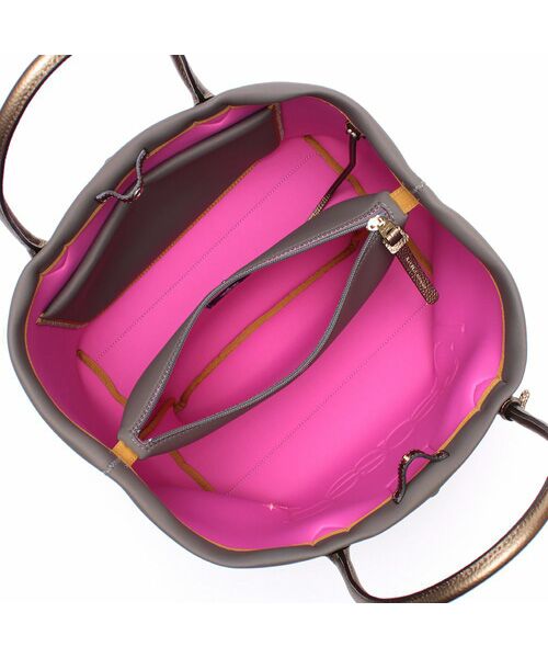 Accesoires De Mademoiselle / アクセソワ・ドゥ・マドモワゼル トートバッグ | マジックライト/コード刺しゅうキューブトート34cm LODO.R | 詳細1