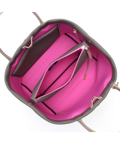 Accesoires De Mademoiselle / アクセソワ・ドゥ・マドモワゼル トートバッグ | マジックライト/キューブトート34cm | 詳細9