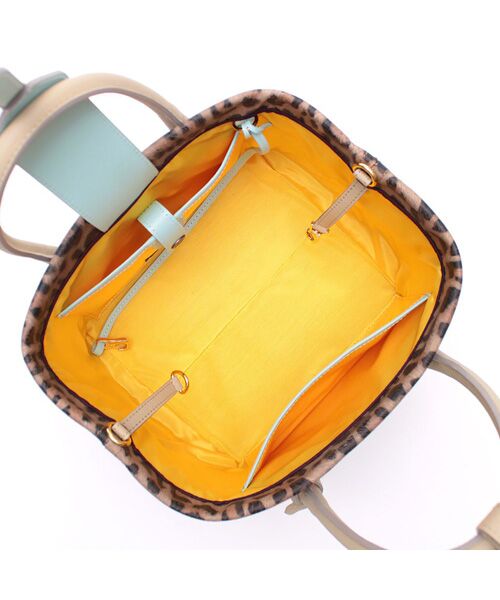 Accesoires De Mademoiselle / アクセソワ・ドゥ・マドモワゼル トートバッグ | フィバナイラ/キューブトート21cm(ショルダーストラップ付) | 詳細14