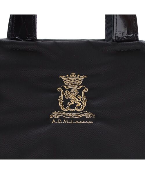 Accesoires De Mademoiselle / アクセソワ・ドゥ・マドモワゼル トートバッグ | デービス/ステッチ刺しゅうフラットトート22cm(チェーン付) | 詳細4