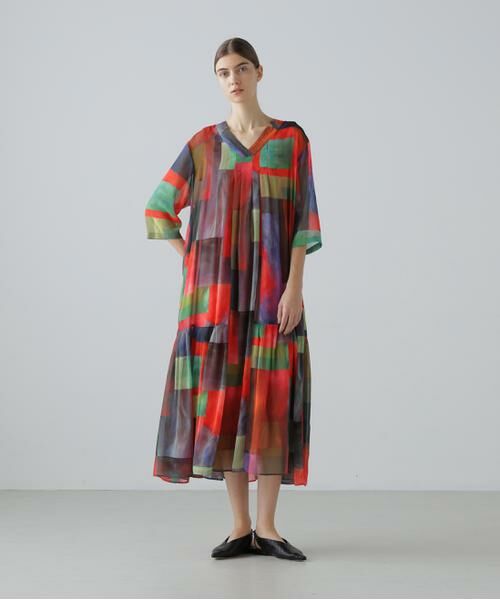 ADORE / アドーア ワンピース | アブストラクトブロッキングプリントワンピース | 詳細1