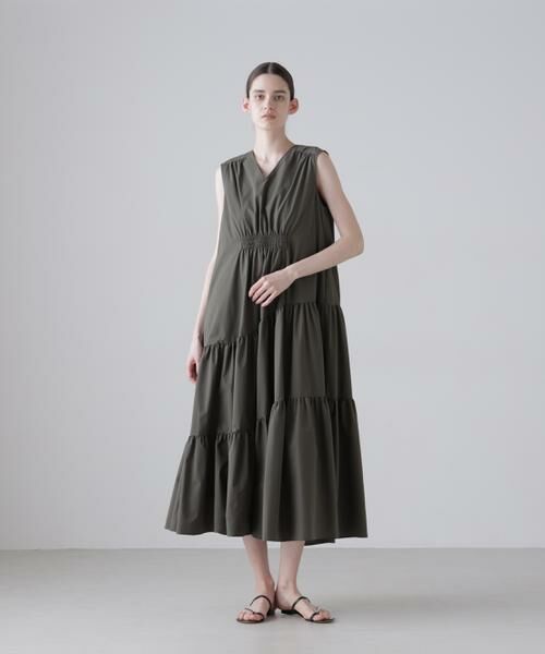 ADORE / アドーア ワンピース | スーパーライトストレッチワンピース（カーキ）