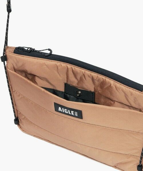 AIGLE / エーグル ショルダーバッグ | 撥水 パディング サコッシュ ショルダーバッグ ミニポーチ付き　W28×H20×D4cm | 詳細9