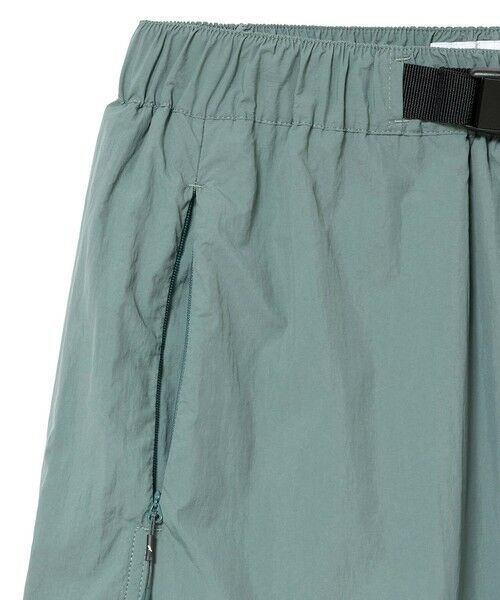 AIGLE / エーグル ミニ・ひざ丈スカート | UVカット 撥水 ストラップ 裾スリットスカート | 詳細8