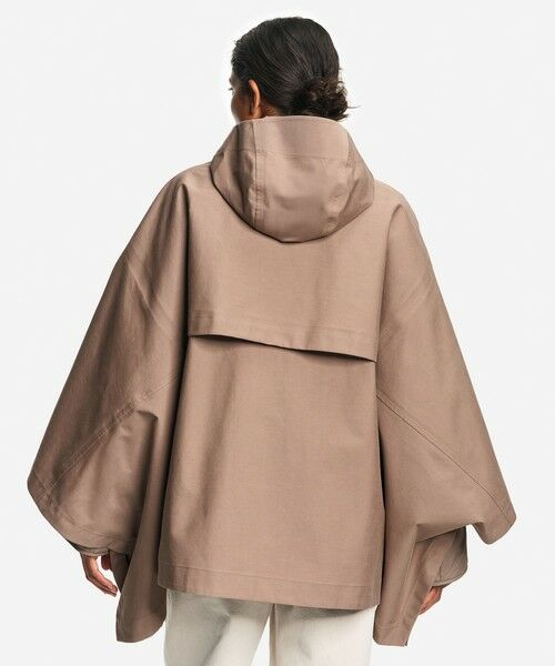AIGLE / エーグル その他アウター | 透湿防水 ショートケープコート（サンドベージュ）