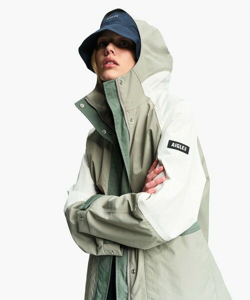 AIGLE / エーグル その他アウター | 透湿 防水シーム カラーブロック ショートフレアジャケット（モスグリーン）